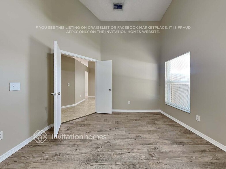 Building Photo - 2825 Mnr Hl Dr