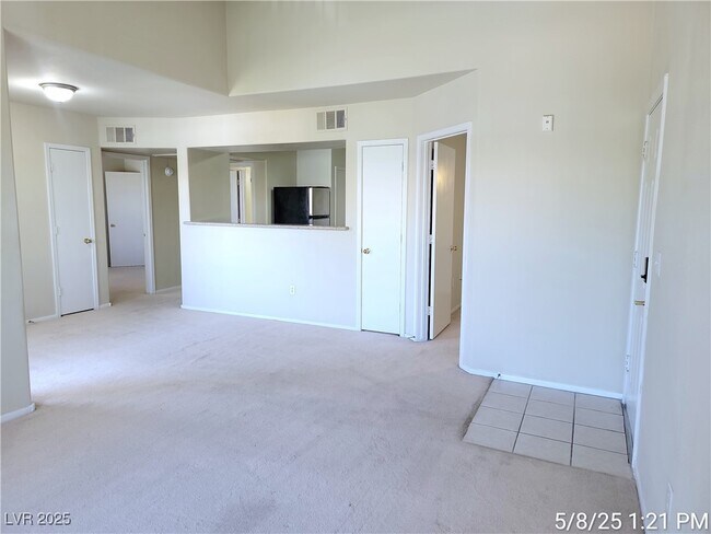 Building Photo - 7255 W Sunset Rd