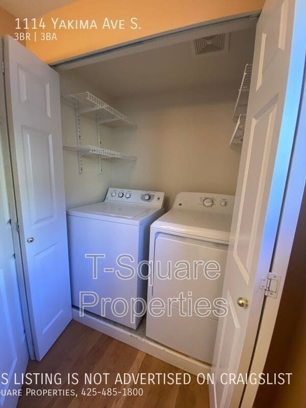 Building Photo - 1114 Yakima Ave S