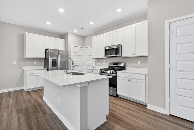 Building Photo - Welcome to this stunning 4-bedroom, 2.5-bathroom home located in the desirable Westfield, IN.