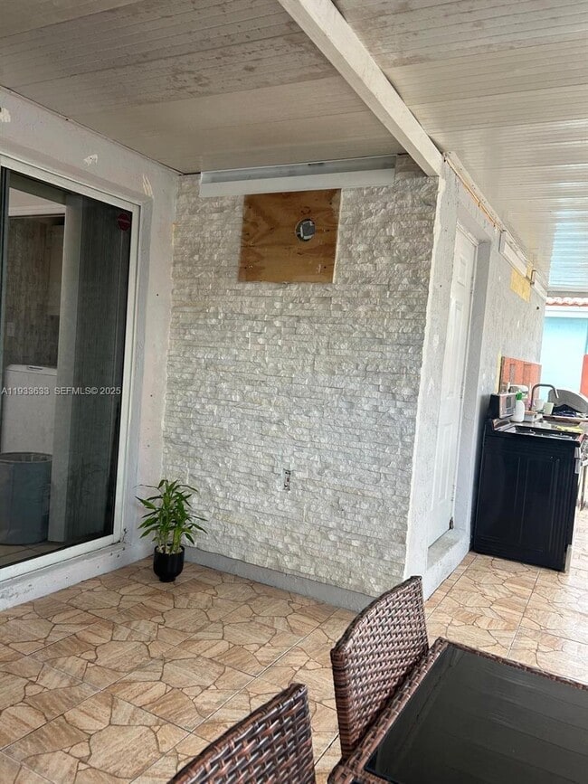 Building Photo - 14026 SW 151st Ct