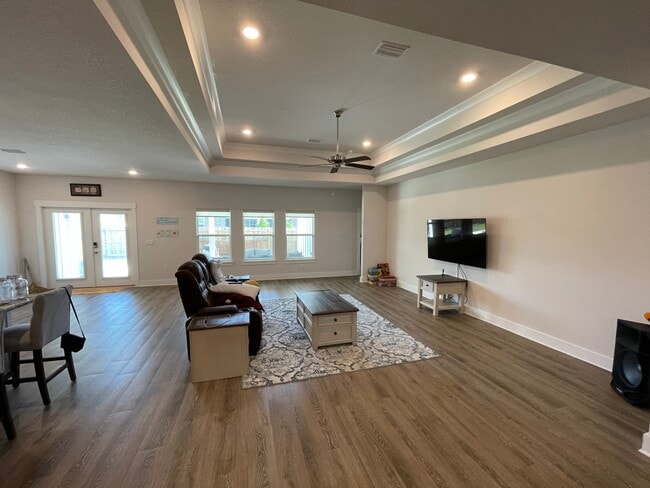 Building Photo - 3533 Sailfish Dr