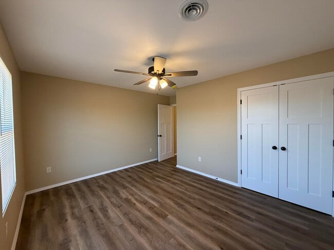 Building Photo - 174 Ruby Ln