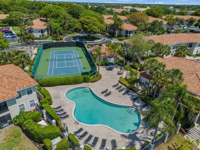 Building Photo - 6503 N Military Trl