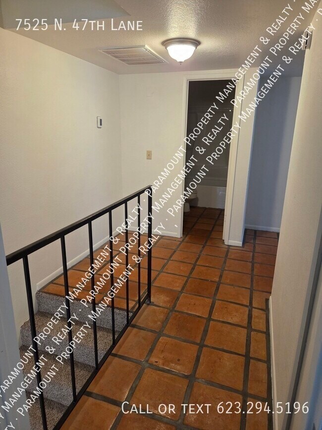 Building Photo - 7525 N 47th Ln