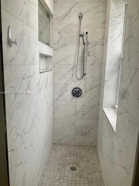 Building Photo - 126 Mendoza Ave