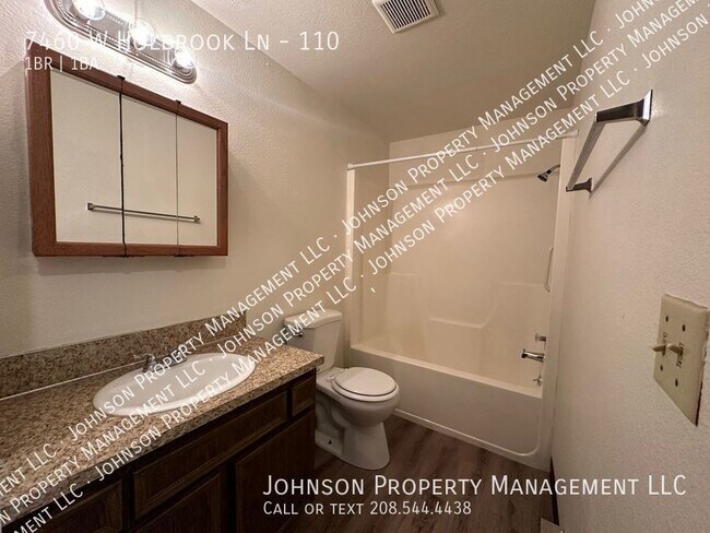 Building Photo - 7460 W Holbrook Ln