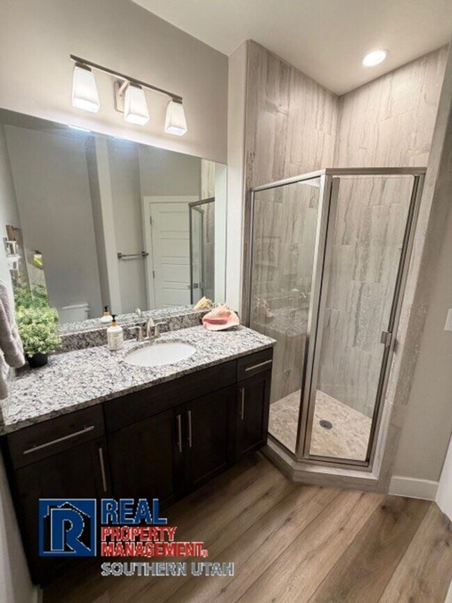 Building Photo - Beautiful Santa Clara Home