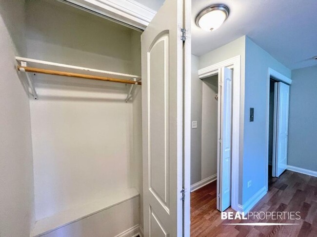 Building Photo - 0 bedroom in HIGHLAND PARK IL 60035