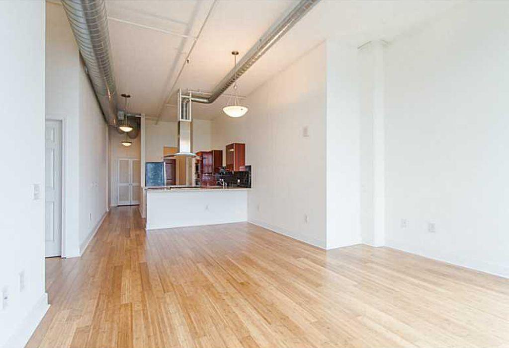 Building Photo - 3820 Roswell Rd NE Unit 916