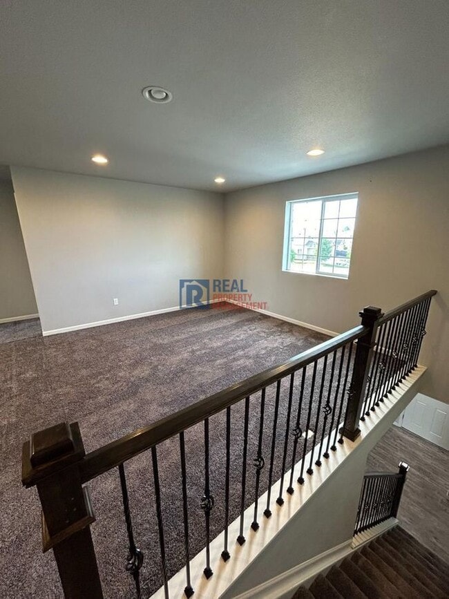 Building Photo - 2909 Quartz Pl