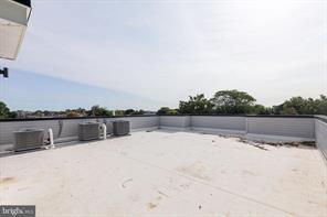 Building Photo - 2306 N Fairhill St