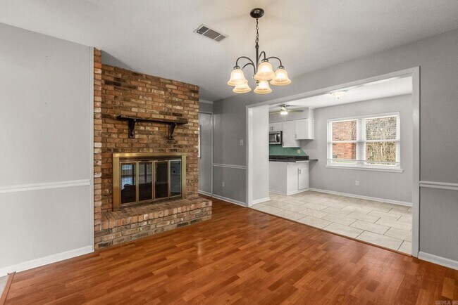 Building Photo - 1708 War Eagle Dr