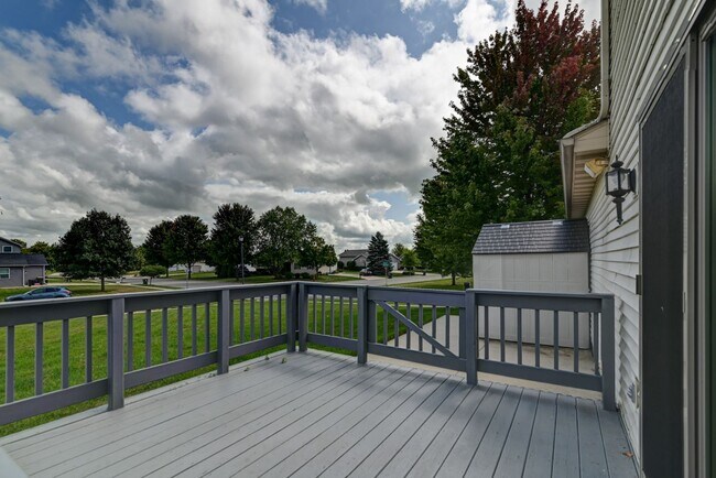 Building Photo - 1398 Prairie Rose Dr
