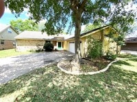 Building Photo - 22522 Smokey Hill Dr