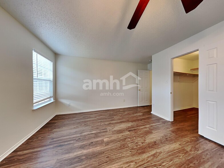 Building Photo - 13857 Sonterra Ranch Rd