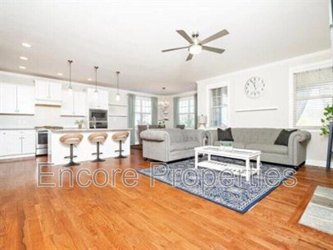 Building Photo - 301 Marshcroft Way