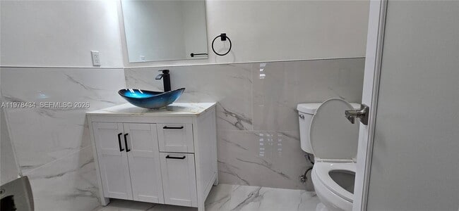 Building Photo - 2731 SW 29th Ave