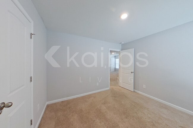 Building Photo - 1422 Native Gdn Rd