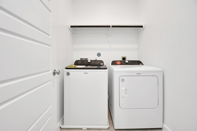 Building Photo - 8414 Rising Stream Dr