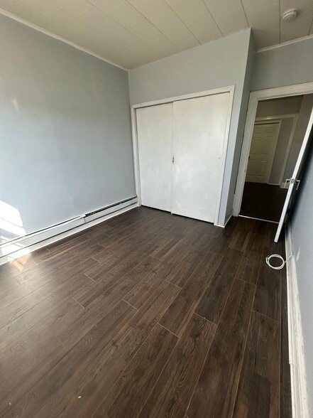 Building Photo - 329 Columbia Ave