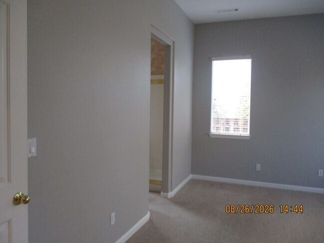 Building Photo - 4890 Deer Pass Dr