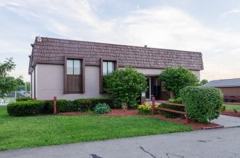 Building Photo - Greenbriar Estates