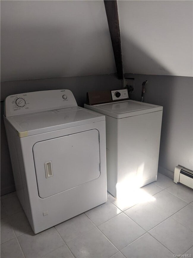 Building Photo - 176 Pine Tree Rd