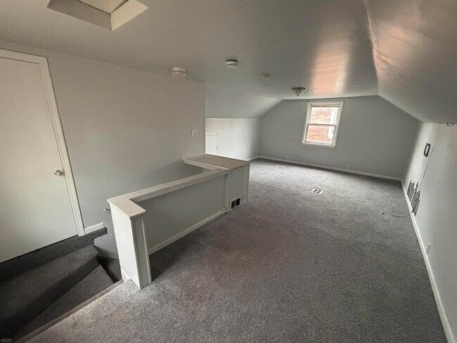 Building Photo - 7795 Heyden