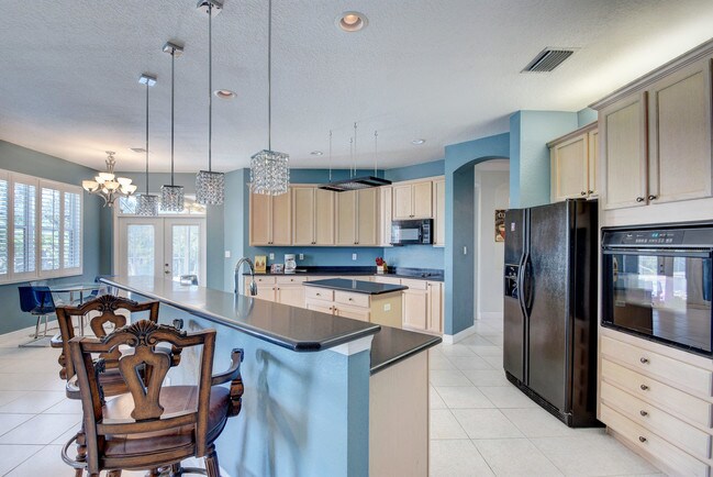 Building Photo - 1501 Stonehaven Estates Dr