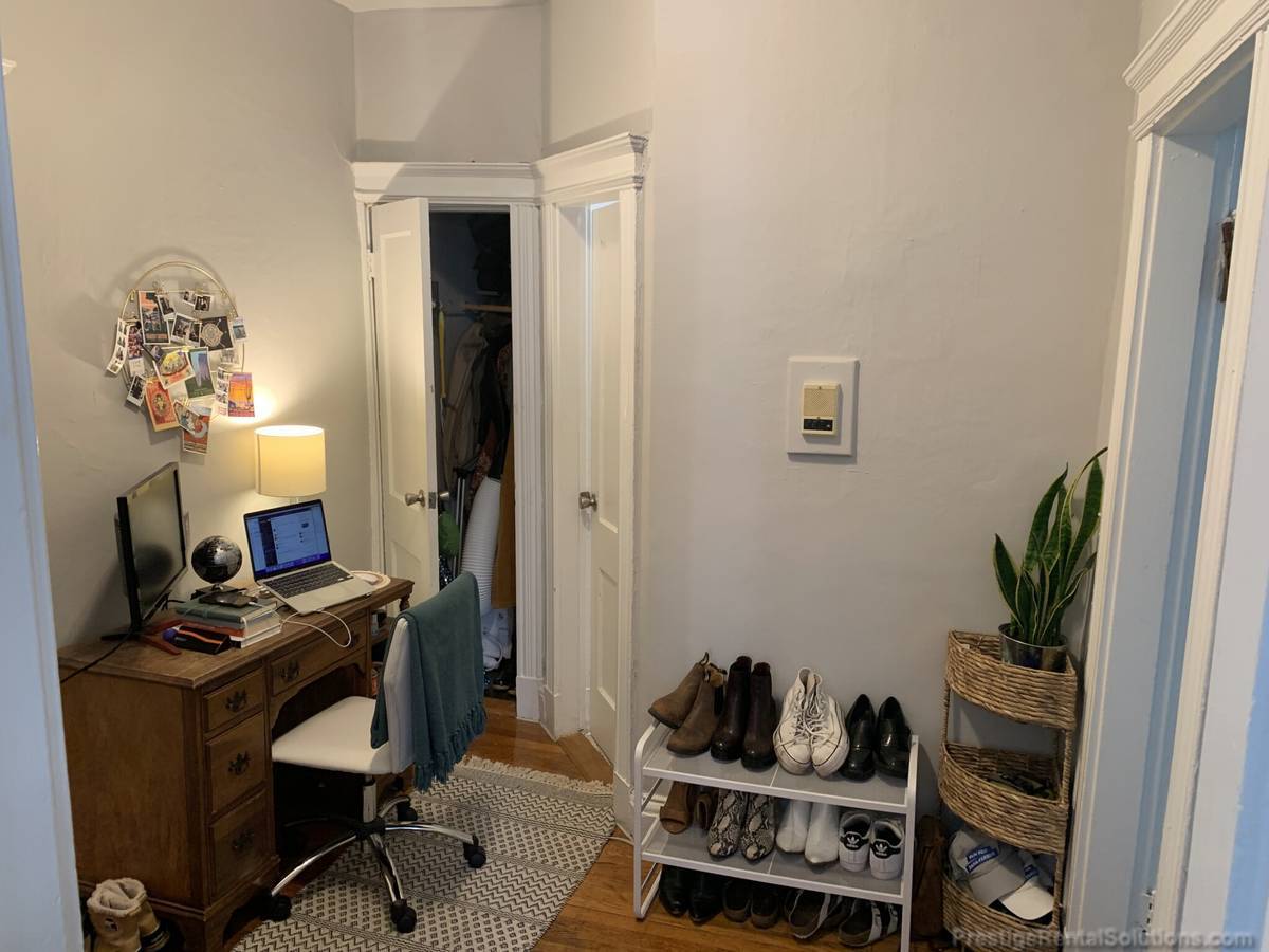 Building Photo - 95 Gordon St