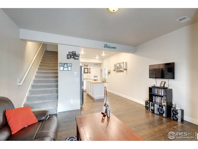 Building Photo - 7871 5th St