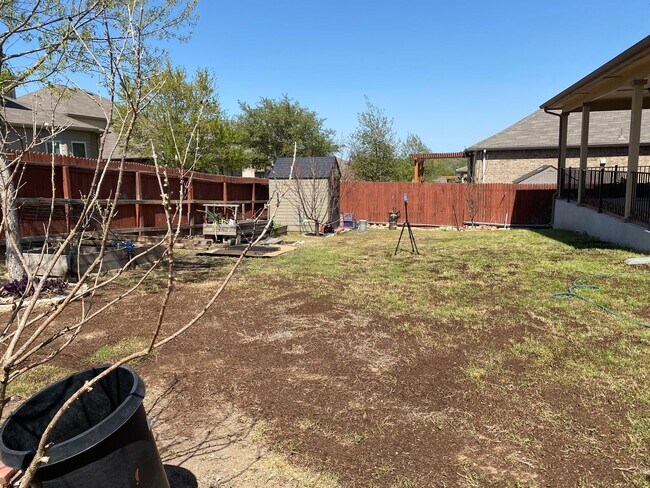 Building Photo - 3101 Christians Tee