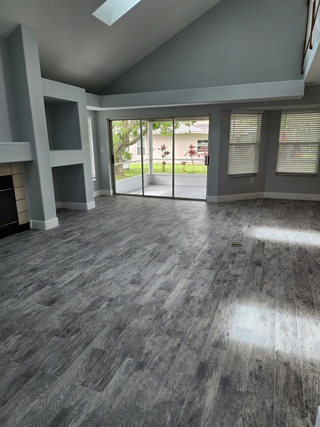Building Photo - 3407 Fort Nelson Ln