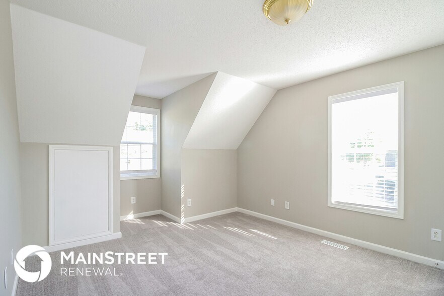 Building Photo - 203 Lois Ln