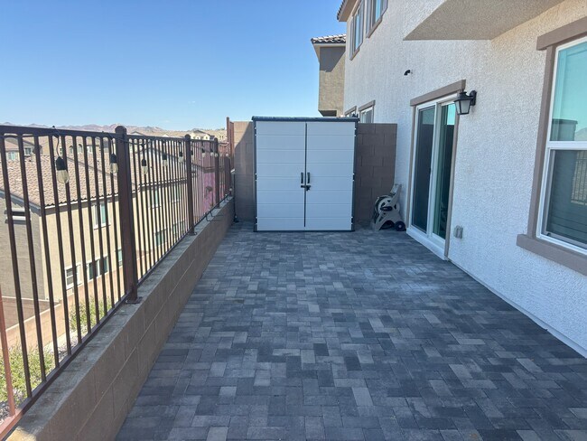 Building Photo - 290 Quail Finch Dr