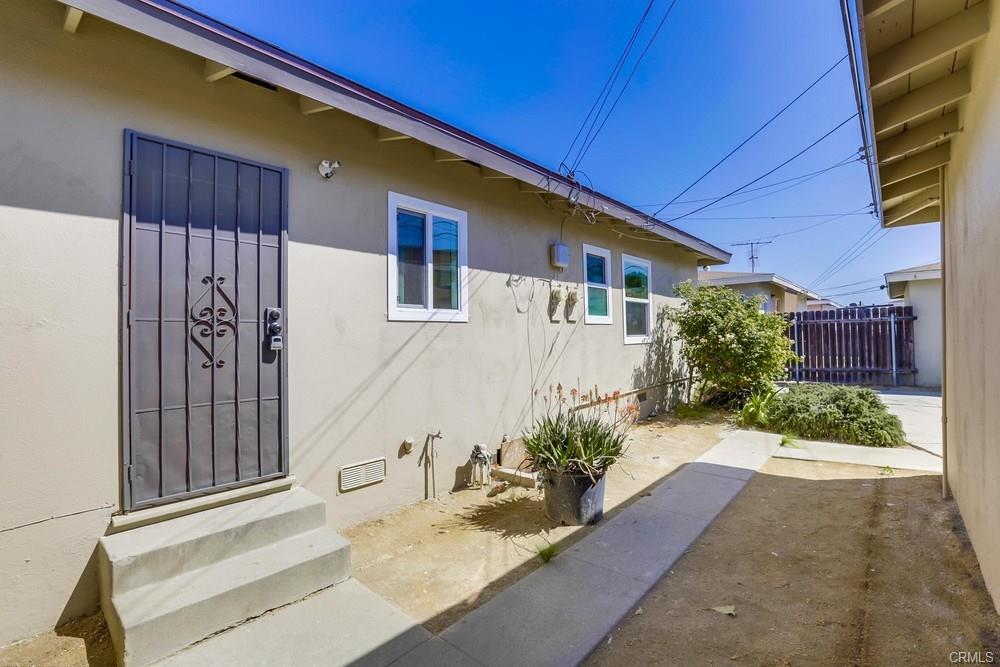 Building Photo - 8716 Buckles St