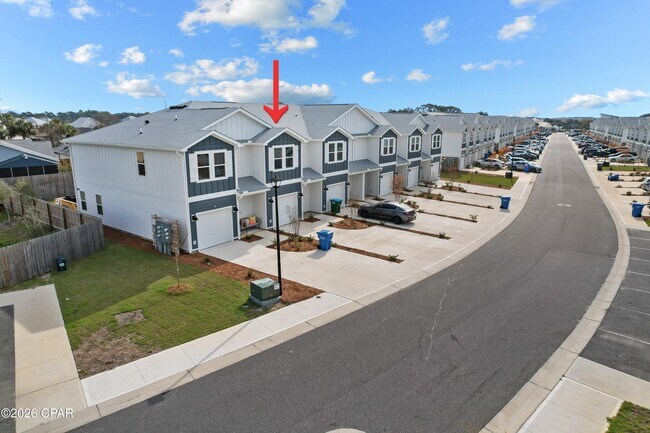 Building Photo - 205 Palmeras Marinas Ln