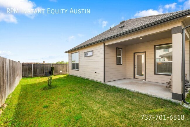 Building Photo - 6300 Carriage Pines Dr