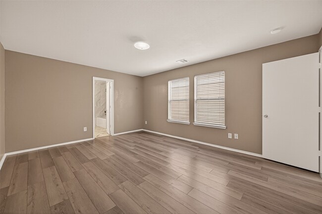 Building Photo - 2918 Latch Ln