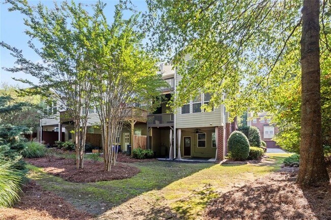 Building Photo - 4228 Laurel Creek Ct SE