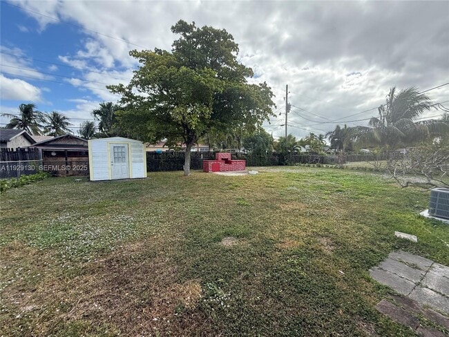 Building Photo - 19401 NE 1st Ave