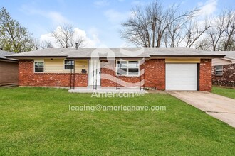 Building Photo - 912 Meadowridge Dr