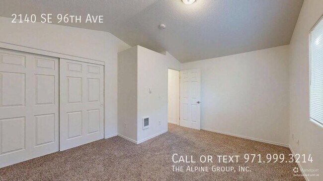 Building Photo - 2140 SE 96th Ave