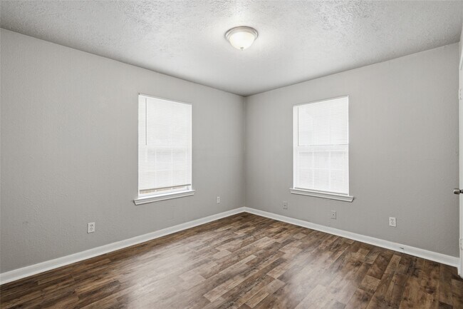 Building Photo - 4226 Coke St