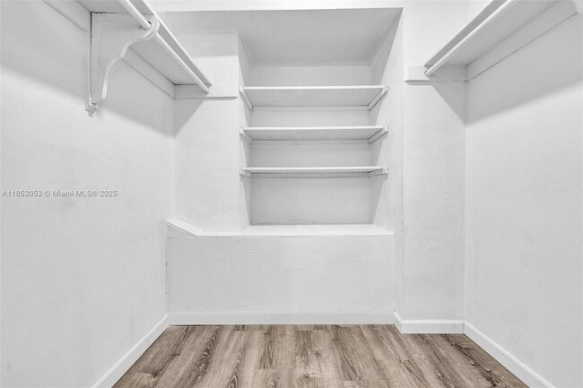 Building Photo - 851 SW 49th Terrace