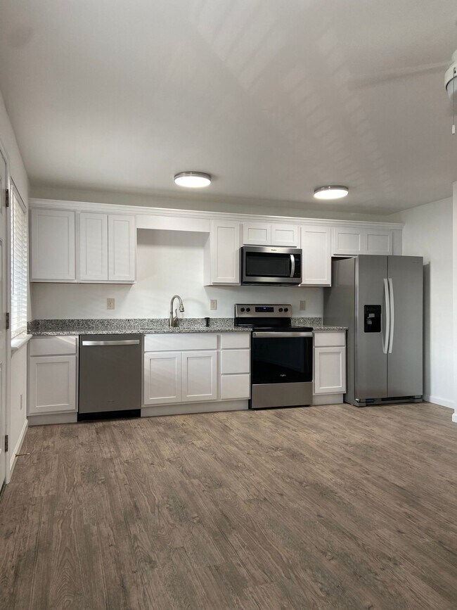 Building Photo - Morwin Apartments