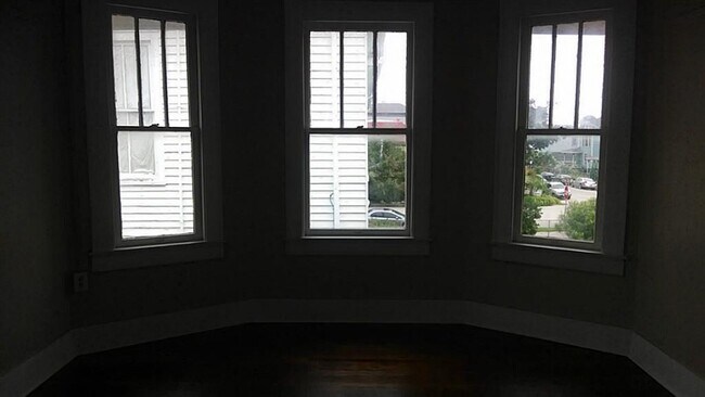 Building Photo - 1712 Market St