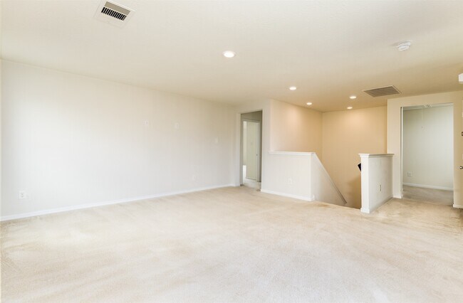 Building Photo - 15623 Hanover Breeze Ln
