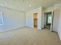 Building Photo - 3962 E Rincon St